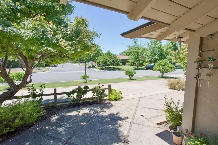 294 San Bruno Avenue, Fresno, CA 93704 - #2