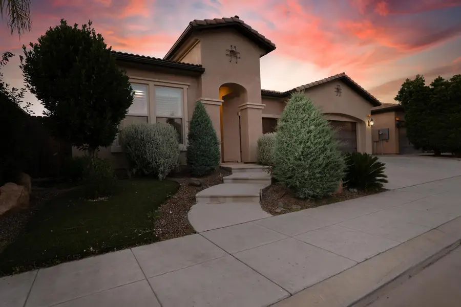 6638 W Kadota Avenue, Fresno, CA 93723 - #2