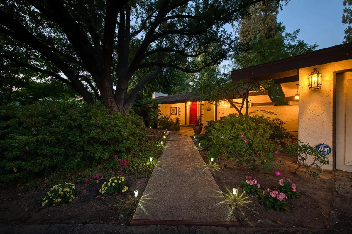 5453 N Brooks Avenue, Fresno, CA 93711 - #1