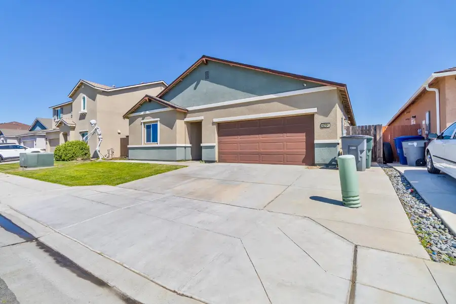 6704 E Dwight Way Avenue, Fresno, CA 93727 - #3