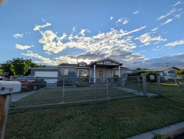 3743 N Hammel Way, Fresno, CA 93727