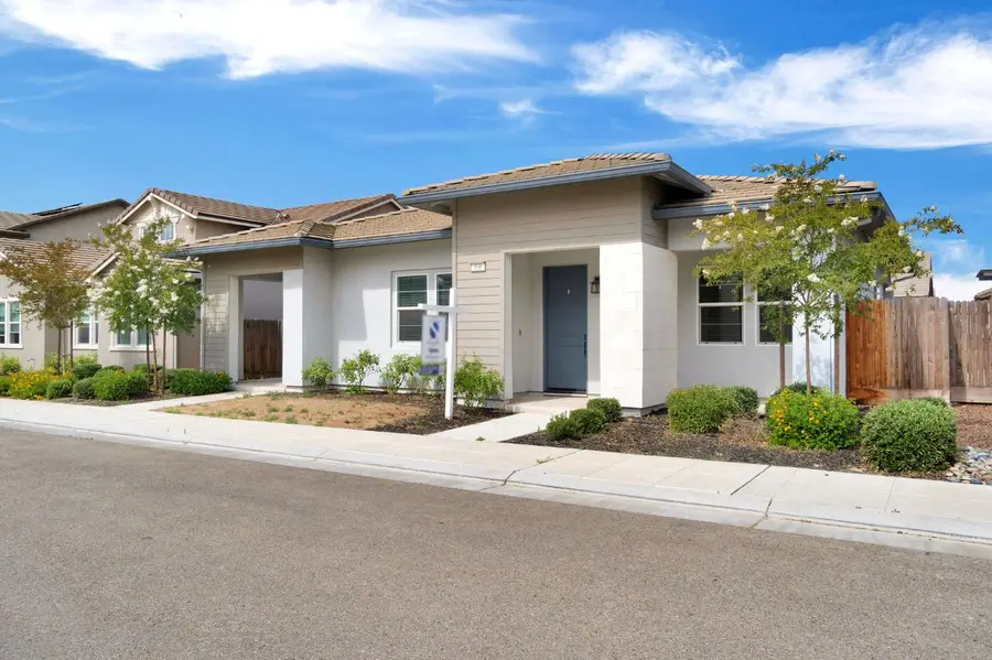 390 Traverse Drive S, Madera, CA 93636 - #3