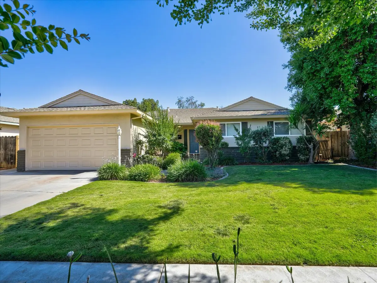 1545 E Vartikian Avenue, Fresno, CA 93710 - #1
