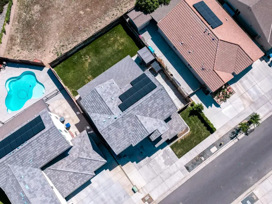 3347 E Laura, Visalia, CA 93292 - #3