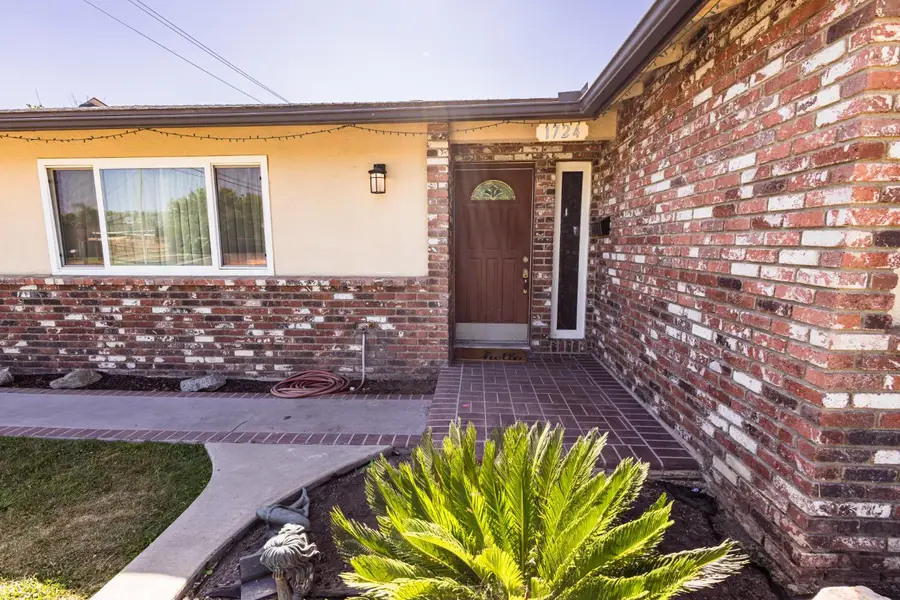 1724 Letts Avenue, Corcoran, CA 93212 - #3