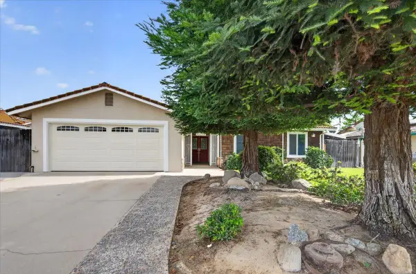2231 Moir Drive, Sanger, CA 93657