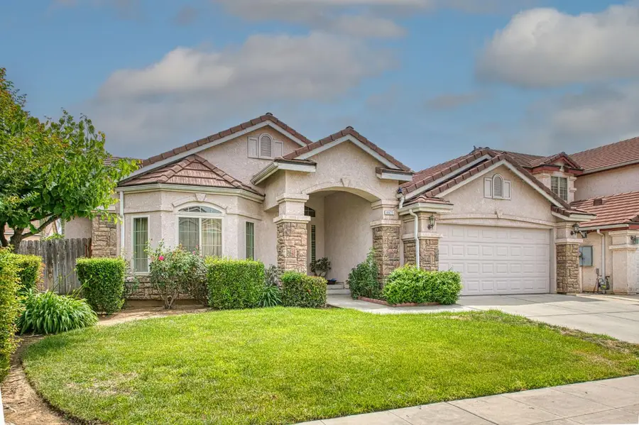 6671 E Simpson Avenue, Fresno, CA 93727 - #2