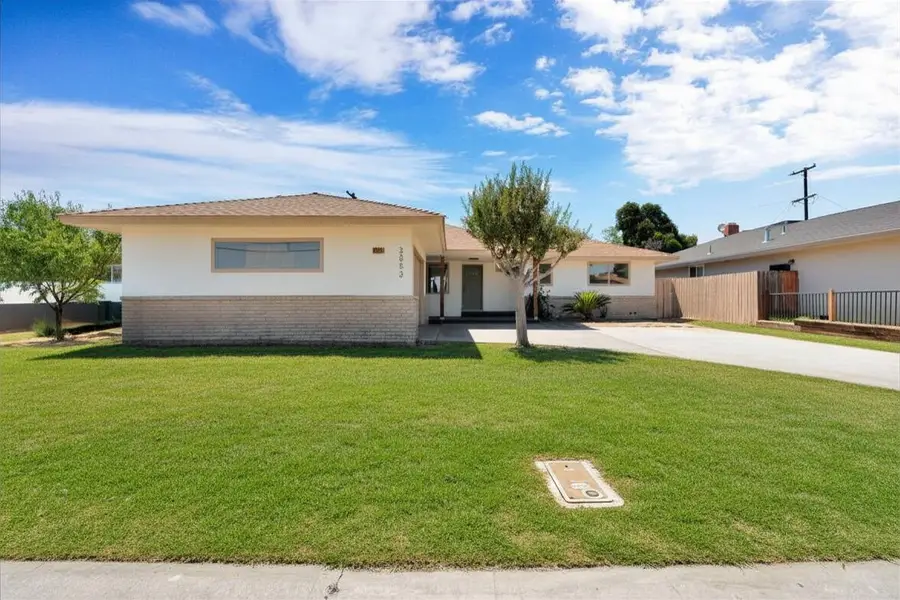 3853 N Millbrook Avenue, Fresno, CA 93726 - #2