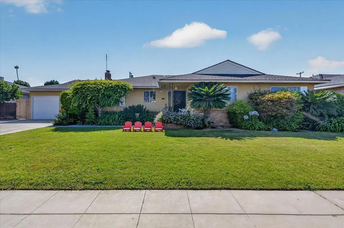 5521 N Callisch Avenue, Fresno, CA 93710 - #1