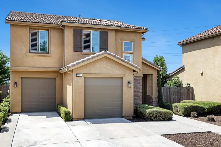 5953 W Turtle Bay Drive, Fresno, CA 93722 - #2