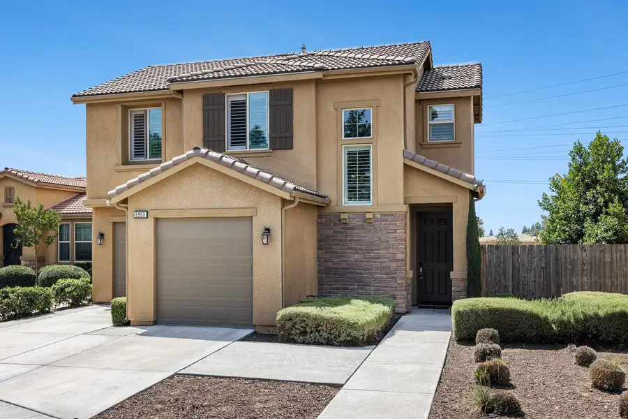 5953 W Turtle Bay Drive, Fresno, CA 93722 - #3