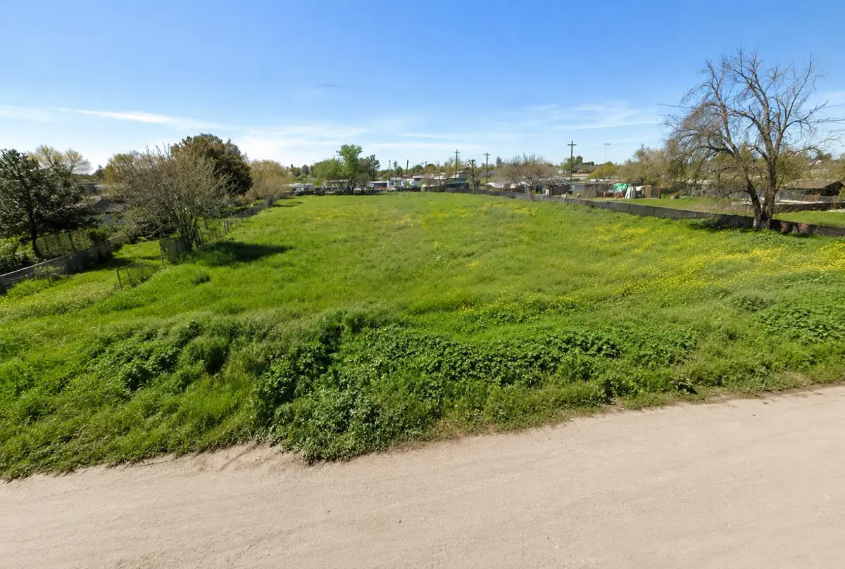 1039 Farmdale Avenue, Merced, CA 95341 - #1