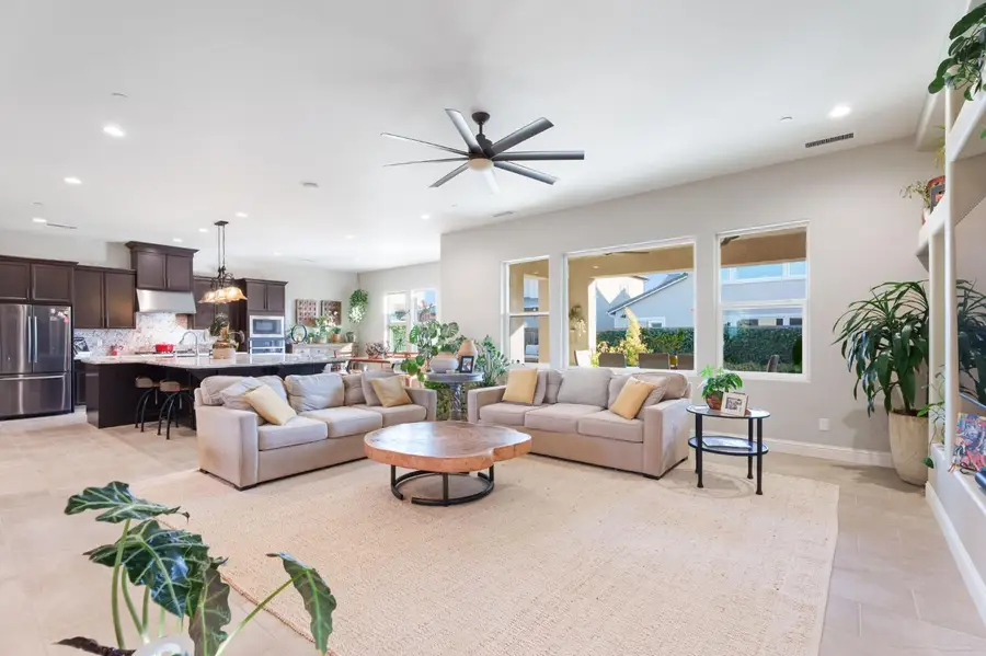 822 Overstone Avenue, Madera, CA 93636 - #2