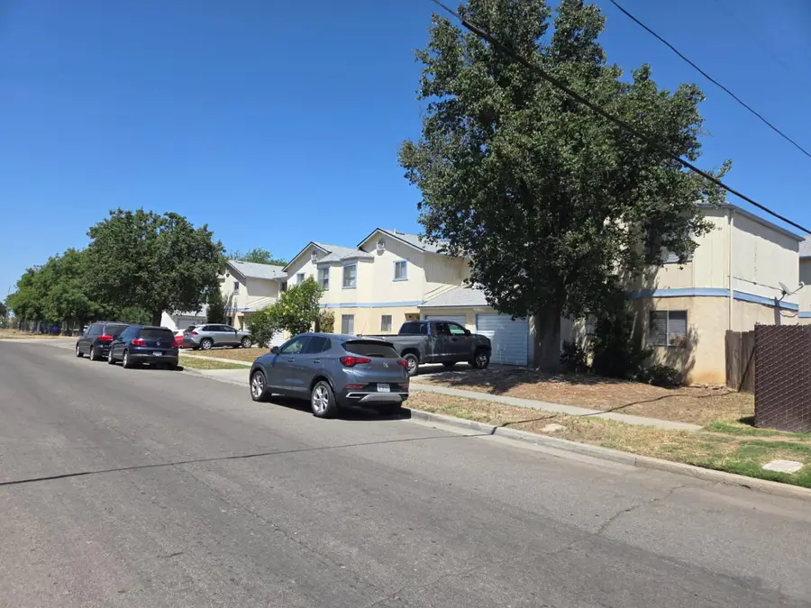 4140 N Clark, Fresno, CA 93726 - #2
