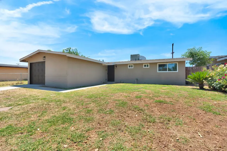 2681 S Ivy Avenue, Fresno, CA 93706 - #2