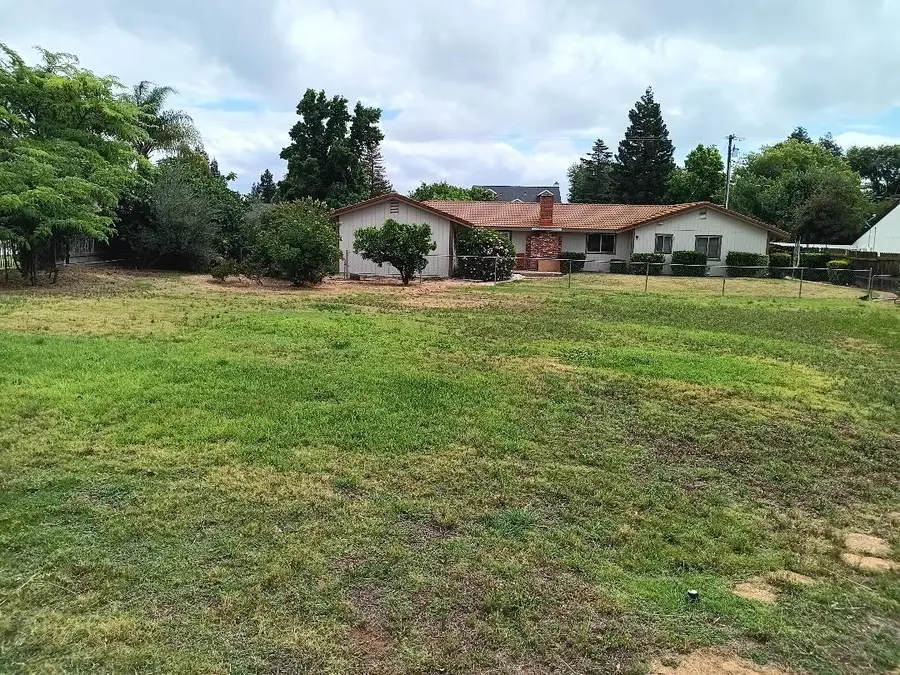 19324 Farallon Rd, Madera, CA 93638 - #2