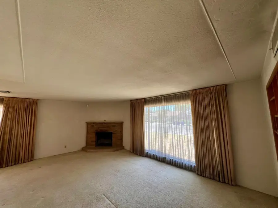 2300 14th Avenue, Kingsburg, CA 93631 - #3