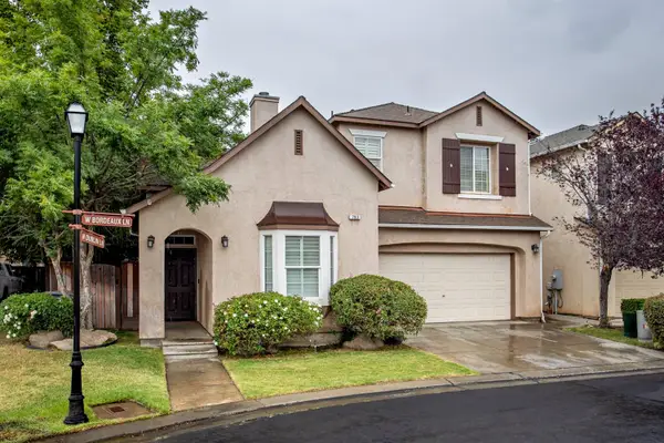 793 W Bordeaux Lane, Clovis, CA 93619