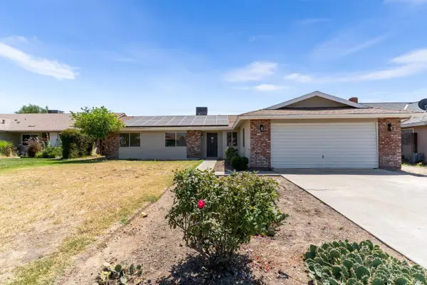 2117 Beechwood Court, Hanford, CA 93230