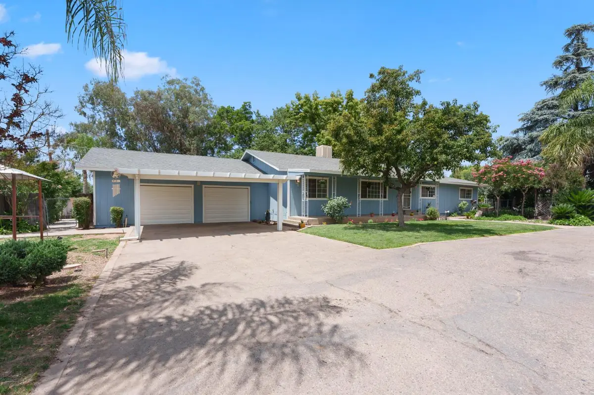 10365 E Bullard Avenue, Clovis, CA 93619 - #1