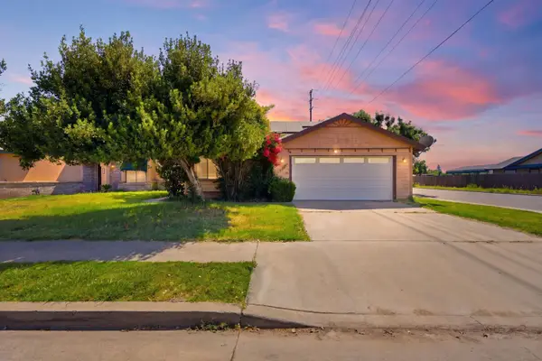1008 N Manzanita Street, Visalia, CA 93292