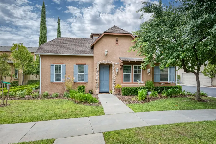 4158 Trenton Avenue, Clovis, CA 93619 - #2