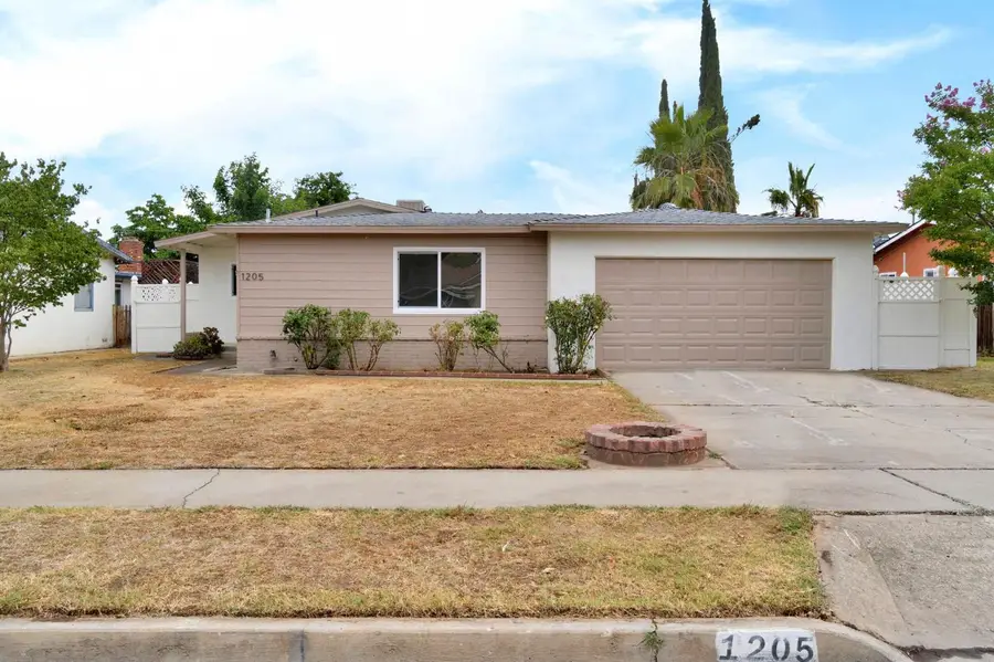 1205 Rogers Street, Madera, CA 93638 - #2