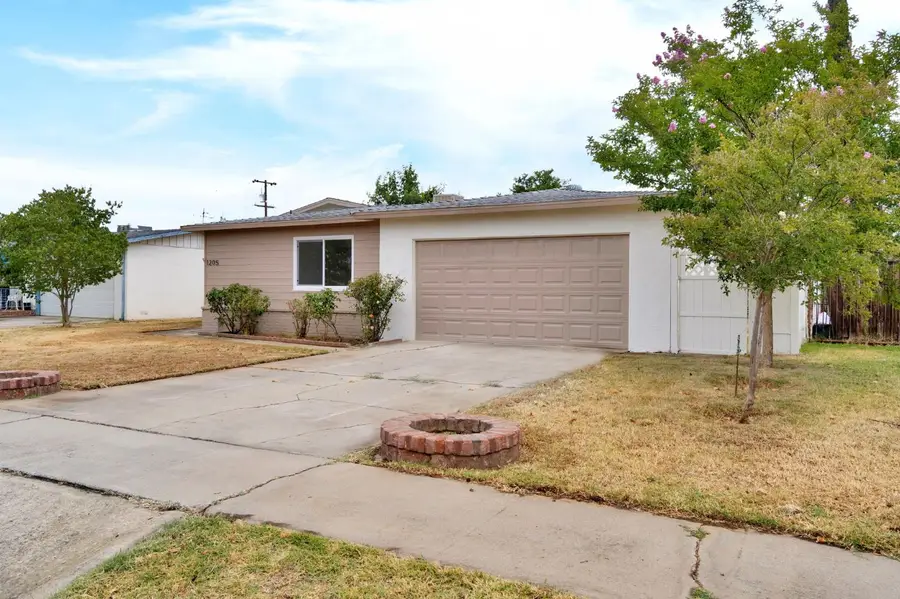 1205 Rogers Street, Madera, CA 93638 - #3