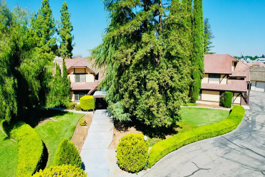 8155 N Fowler Avenue, Clovis, CA 93619 - #2