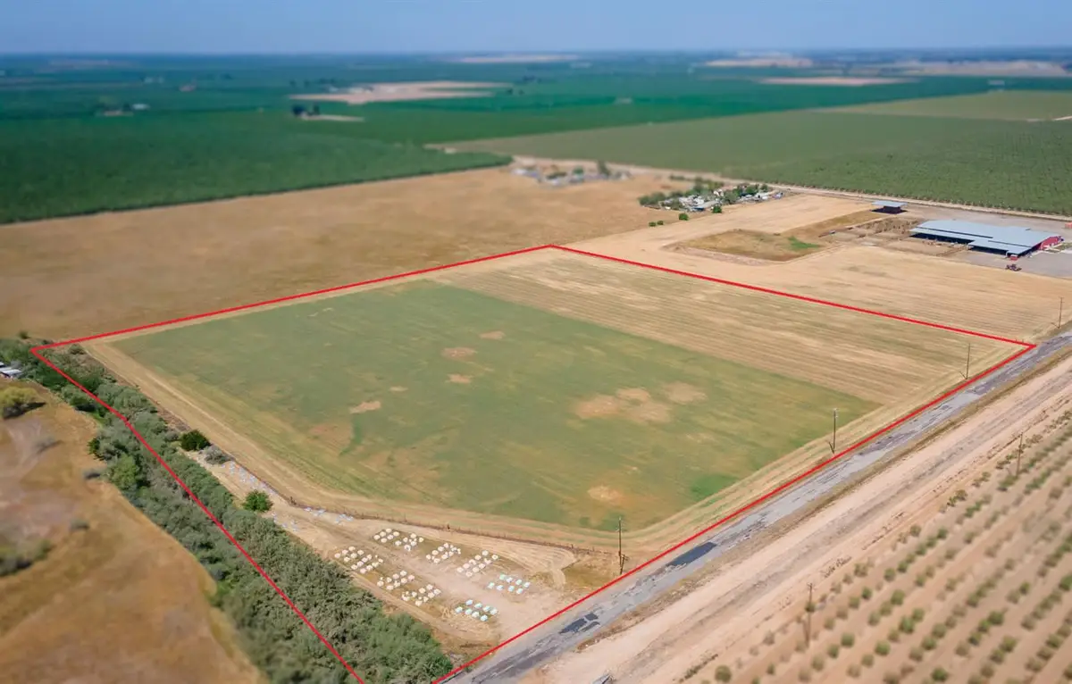 19300 Road 21, Madera, CA 93637 - #1