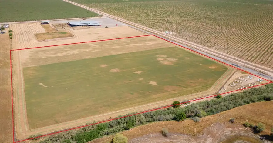 19300 Road 21, Madera, CA 93637 - #2