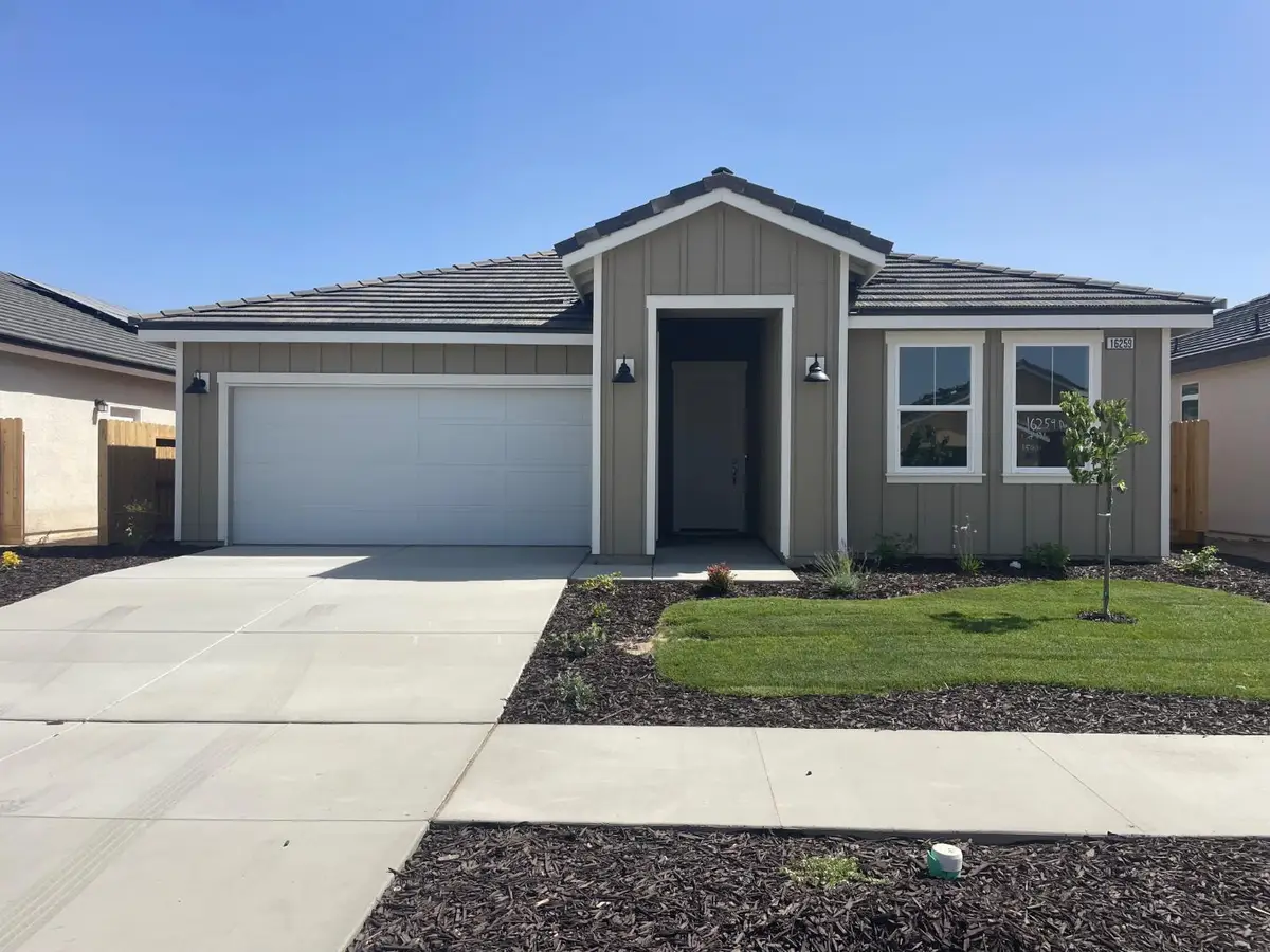 16259 West David Ave, Kerman, CA 93630 - #1