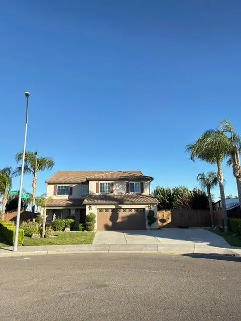 5789 W Dayton Avenue, Fresno, CA 93722 - #1