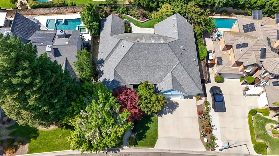 4926 W Pinedale Avenue, Fresno, CA 93722 - #3