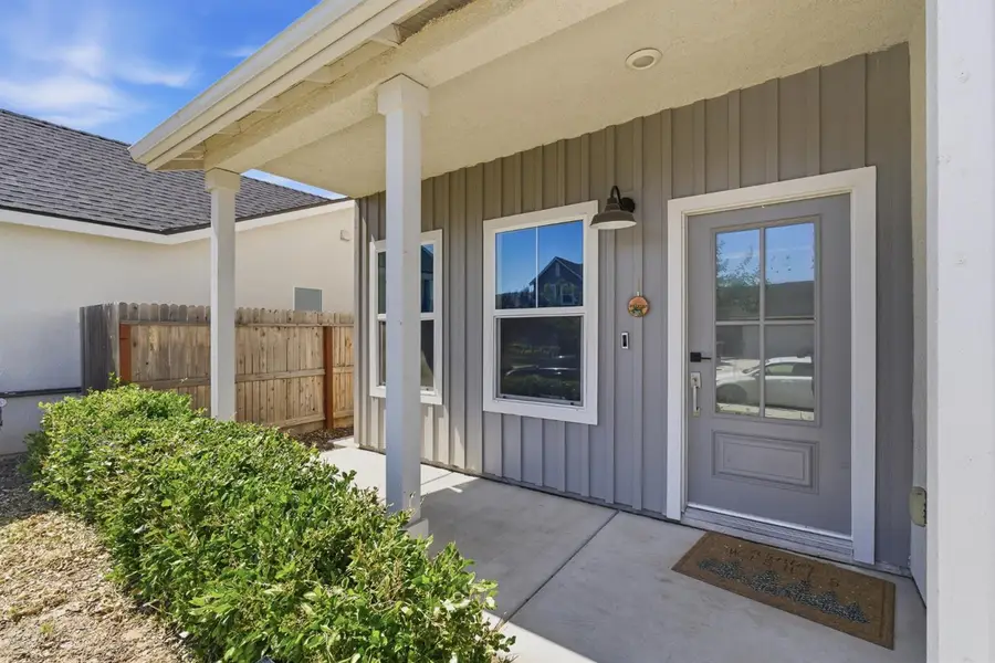 7052 W Poe Avenue, Fresno, CA 93723 - #3