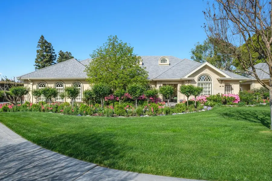 5811 N Forkner Avenue, Fresno, CA 93711 - #3