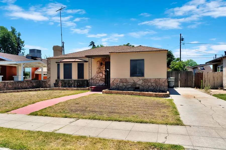 1519 N Wilson Avenue, Fresno, CA 93728 - #3