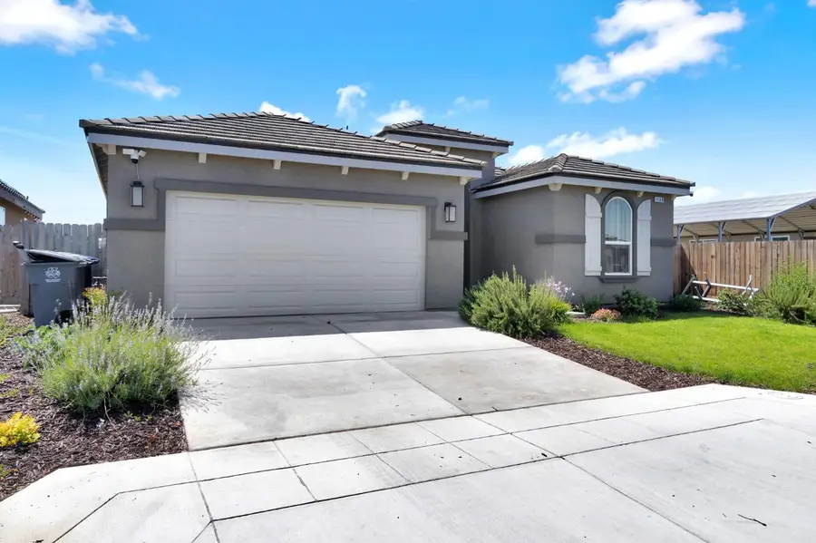 1148 Summit Court, Madera, CA 93638 - #3