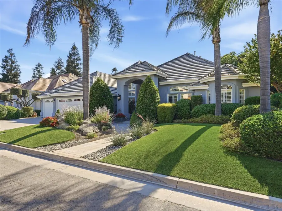 6551 N Selland Avenue, Fresno, CA 93711 - #2