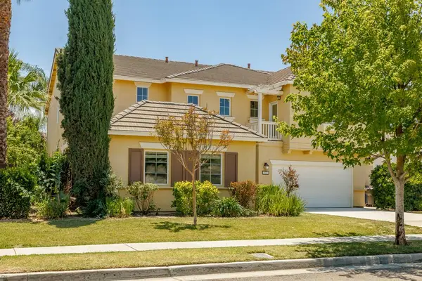 2563 Riviera Court, Tulare, CA 93274