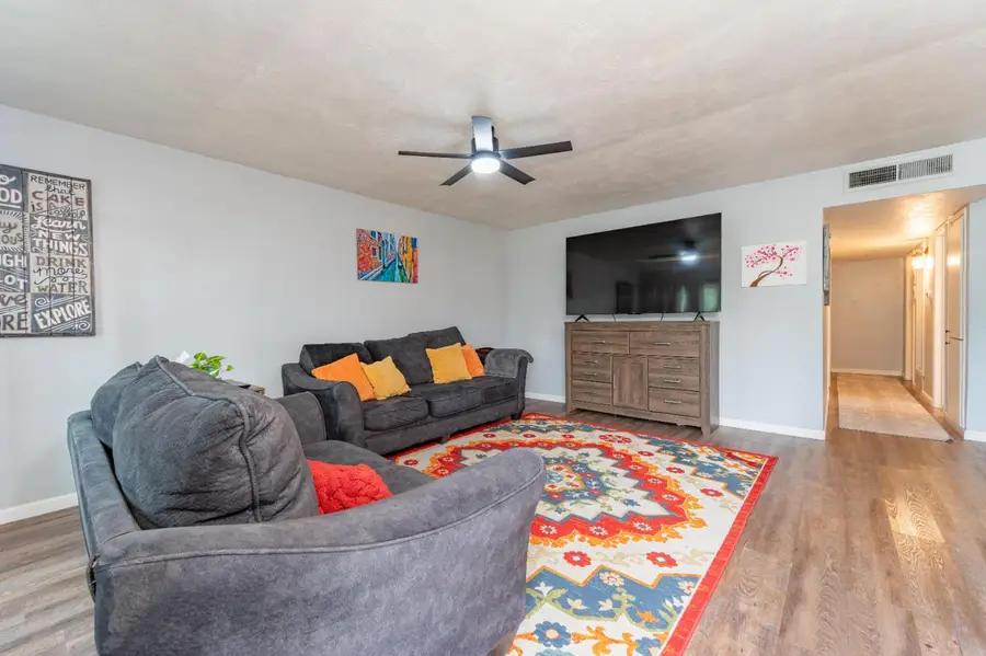 1644 W Victor Avenue, Visalia, CA 93277 - #3