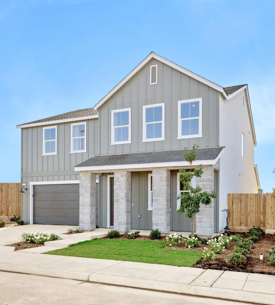 3423 N Mcarthur Avenue, Fresno, CA 93727 - #2