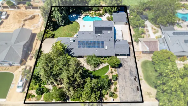 1408 E Plymouth Way, Fresno, CA 93720