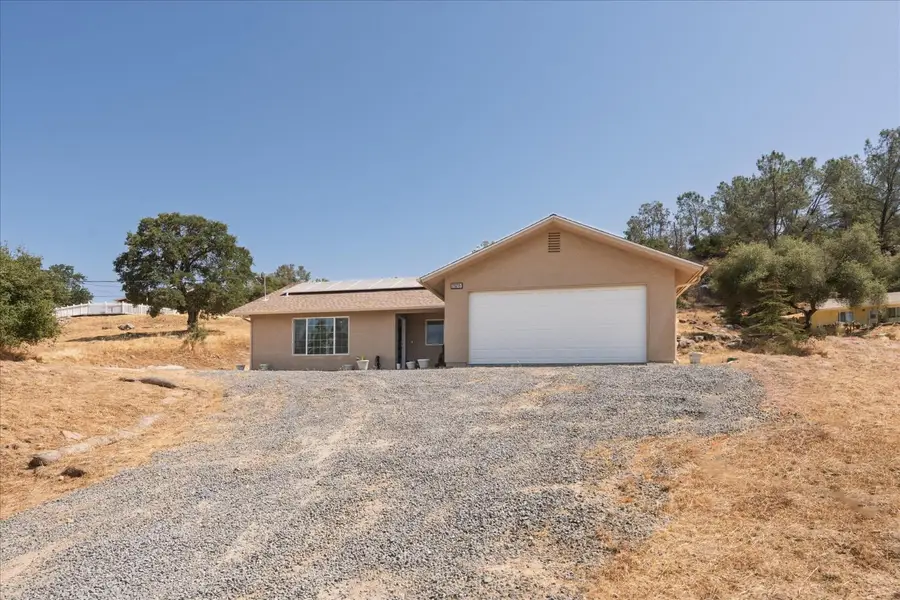 29215 Yosemite Springs Parkway, Coarsegold, CA 93614 - #2