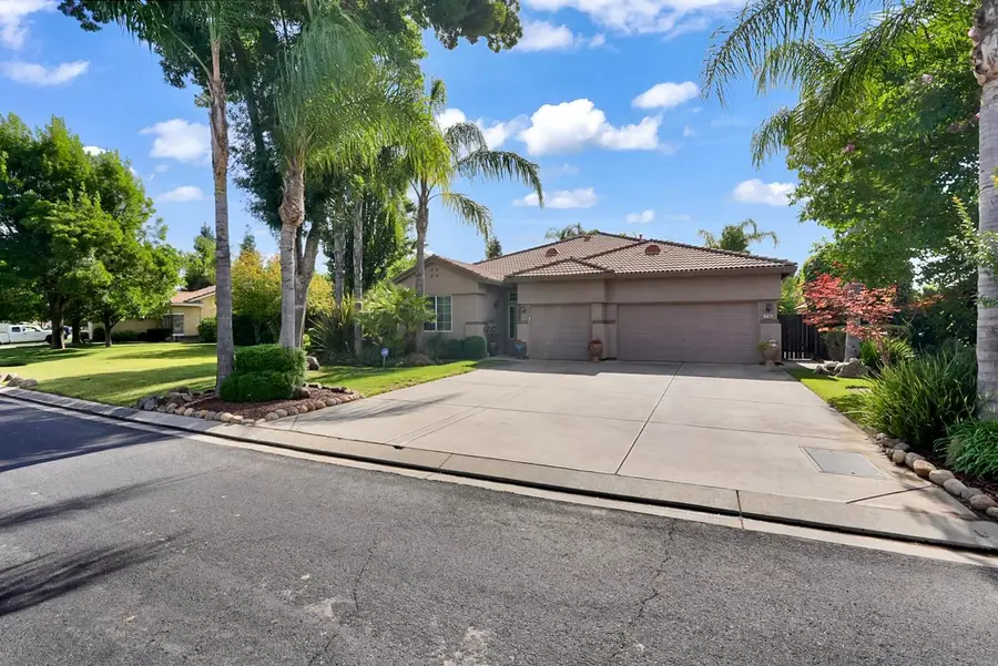 12165 Pheasant Run Boulevard, Chowchilla, CA 93610 - #3