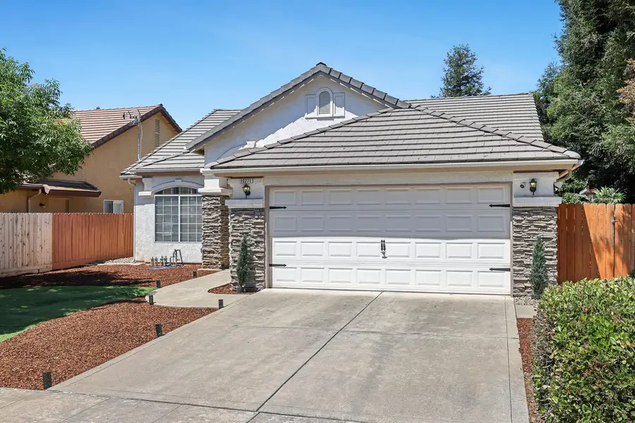 10271 N Whitney Avenue, Fresno, CA 93730 - #2