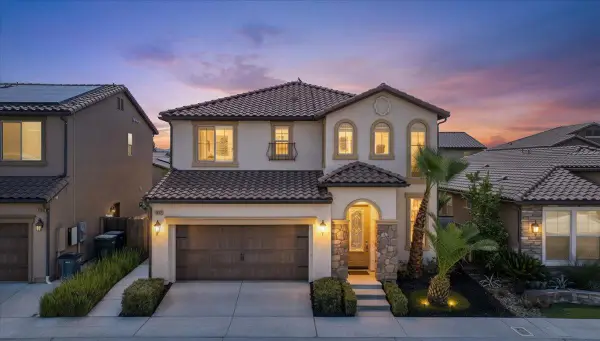 11642 N Bella Vita Avenue, Fresno, CA 93730