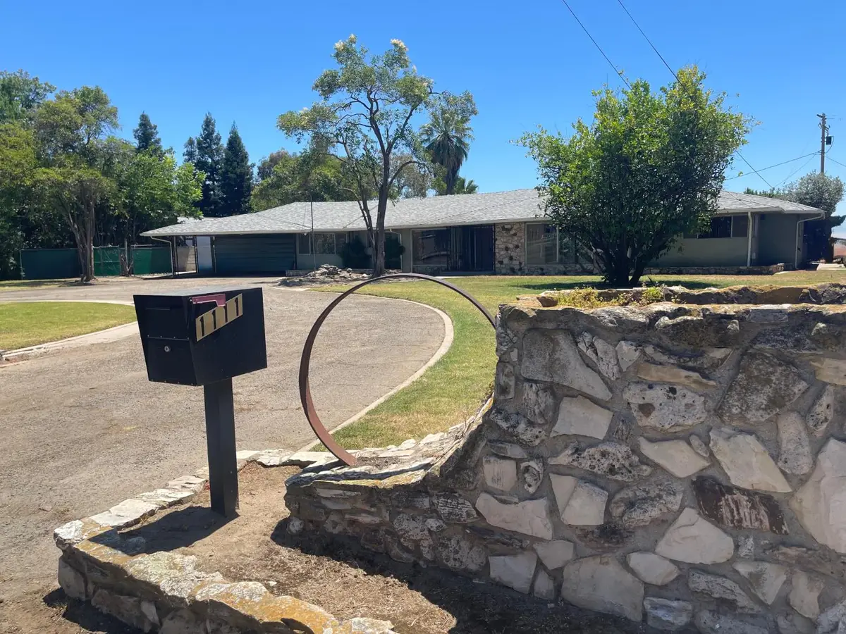 1111 W Kearney Boulevard, Fresno, CA 93706 - #1