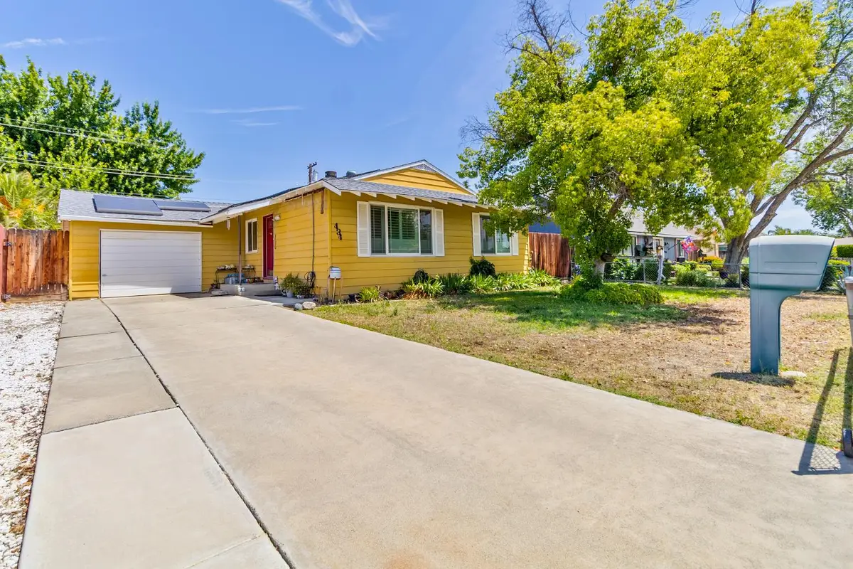 434 Cornell Avenue, Coalinga, CA 93210 - #1