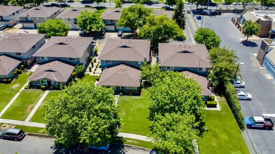 4989 N Holt Avenue #103, Fresno, CA 93705 - #3
